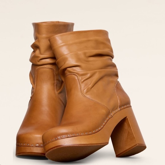 Swedish Hasbeens NWT Wrinkled Pull On Camel Boot Super Fun Great Style ❤️🌈 - Picture 6 of 14